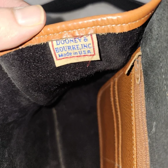 Vintage Dooney & Bourke Black Brown Leather Crossbody Satchel Bag Purse - Picture 15 of 16